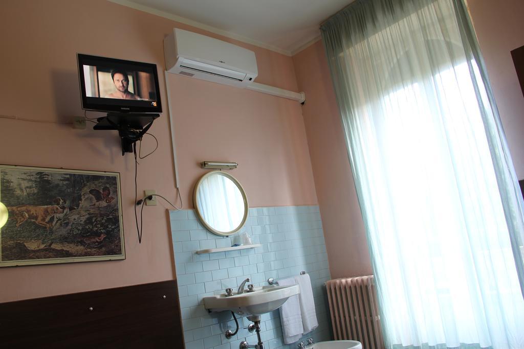 Hotel Rallye Milano Ngoại thất bức ảnh